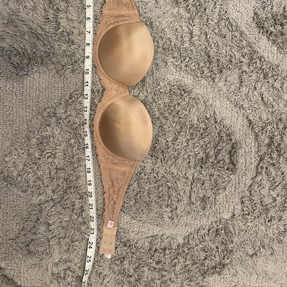 Beige Pink Victoria’s  Secret strapless bra - Picture 5 of 8
